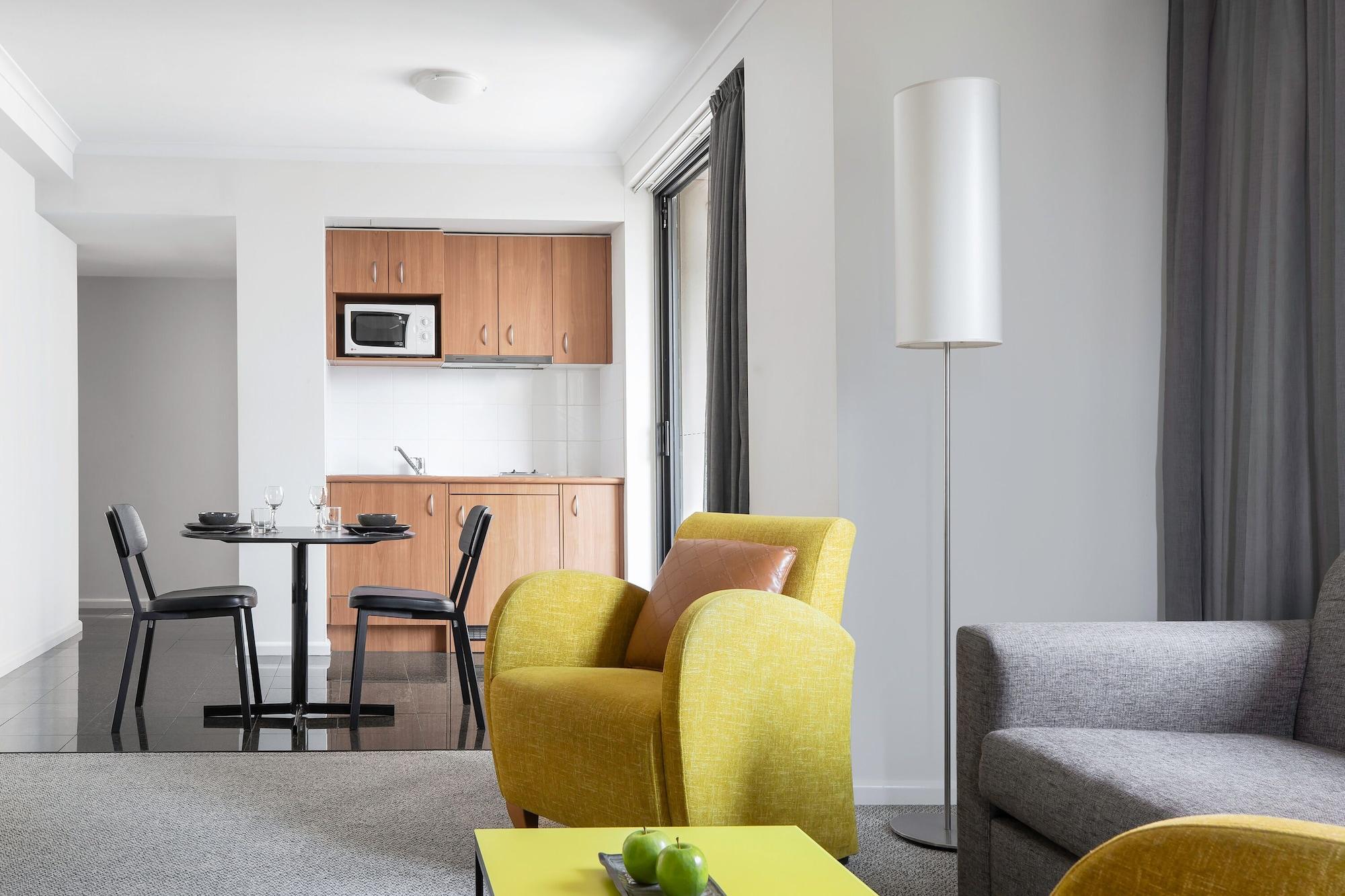 Mantra Parramatta Aparthotel Sydney Exterior foto