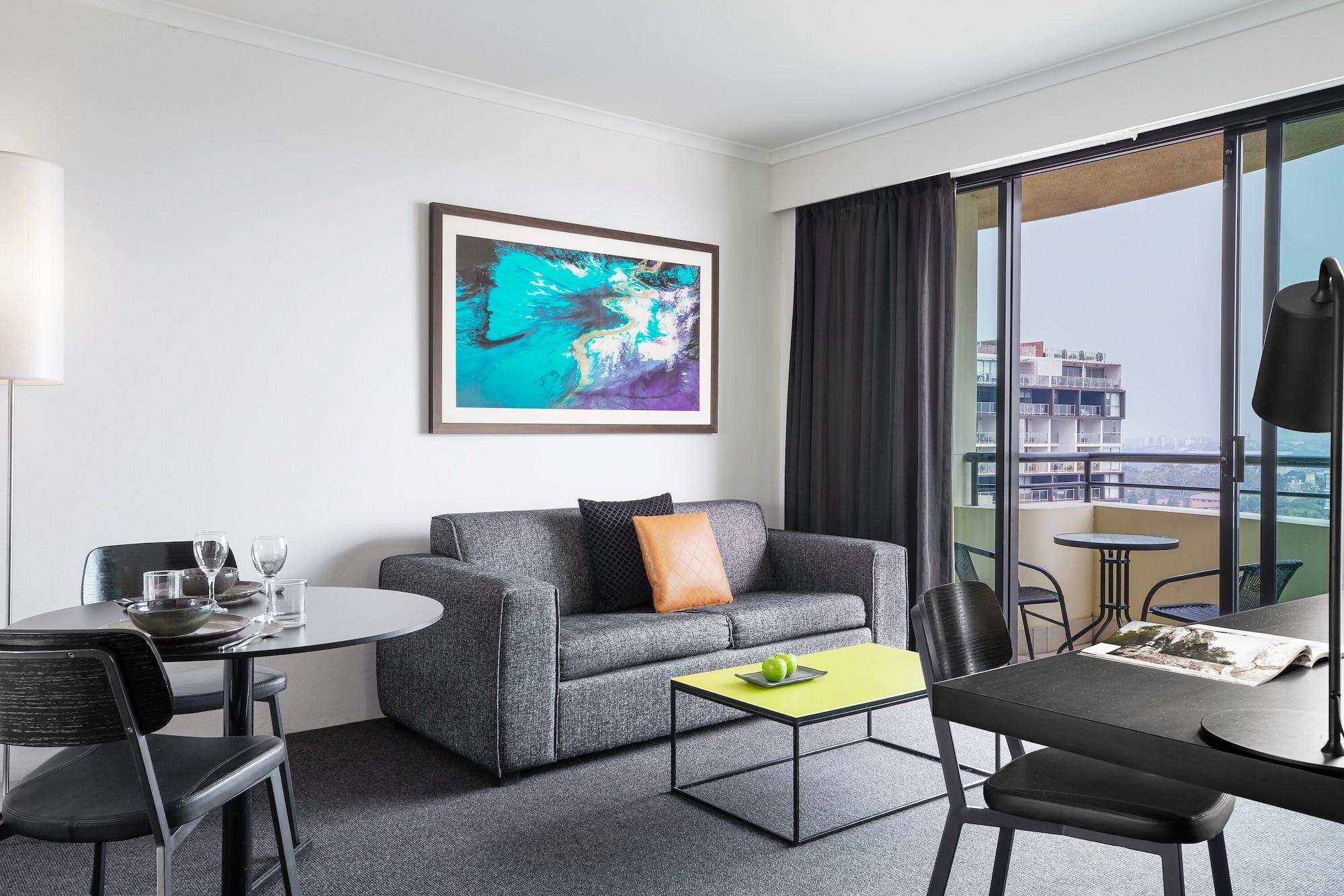 Mantra Parramatta Aparthotel Sydney Exterior foto